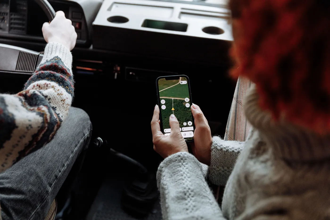 GPS tracking of field teams
