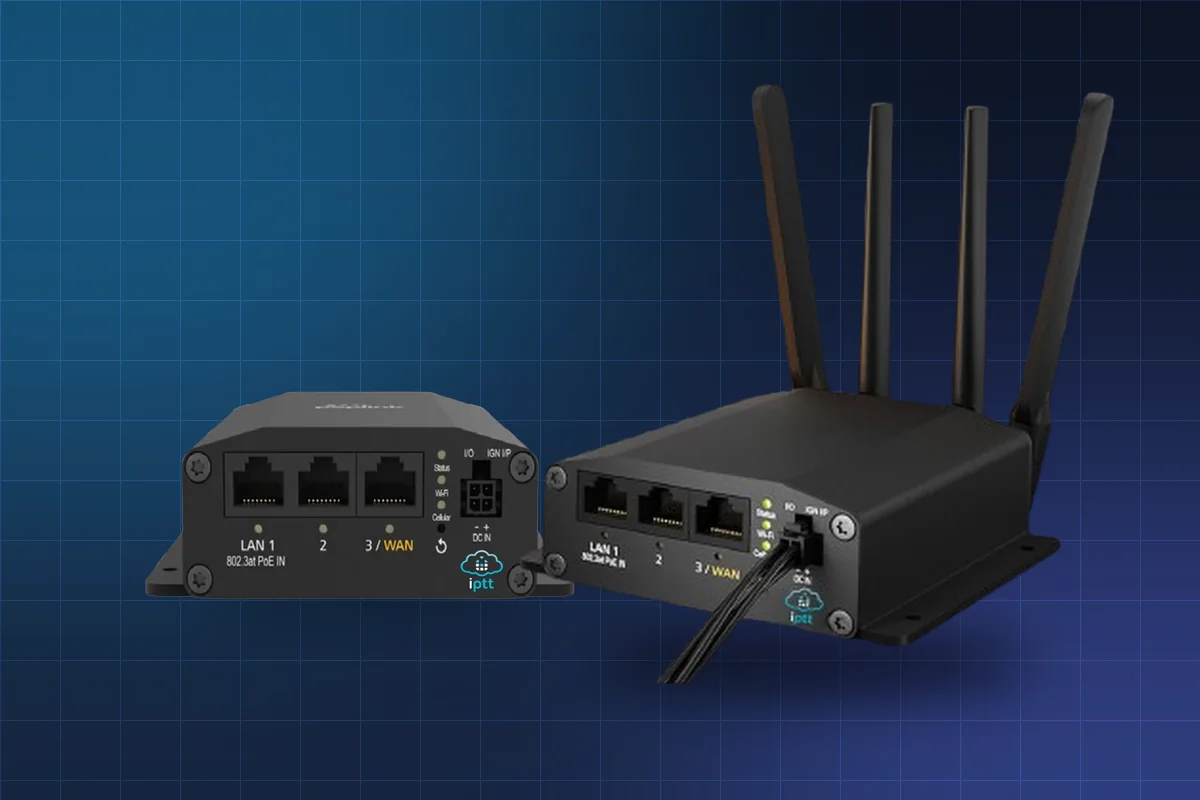 iPTT 5G router and iPTT 4G router with external antennas side by side, the router range used for tunnel mesh deployments across transport and construction sites